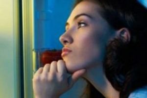 Gece yemek yemek zayıflatır mı?