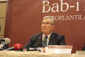 Baykal: Yolsuzlukları paralel uydurmalarıyla ge&ccedil;iştiriyorlar