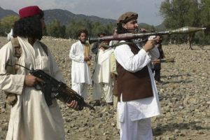 Pakistan'da m&uuml;zakere s&uuml;reci kilitlendi
