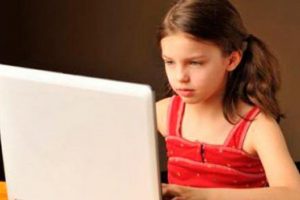 Bilgisayar bağımlısı &ccedil;ocuklar hipertansiyon tehlikesi
