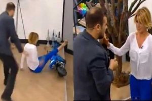 Canlı yayında fena d&uuml;şt&uuml;