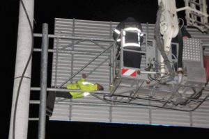 "Canım sıkıldığı i&ccedil;in tabelaların &uuml;zerine &ccedil;ıktım"