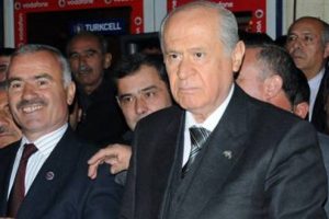 Kamera ışıkları Bah&ccedil;eli'yi kızdırdı