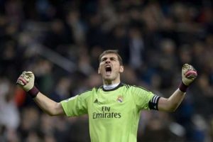 Casillas'ın rekoruna Huntelaar darbesi