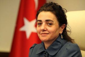 T&uuml;rkiye'nin ikinci kadın m&uuml;steşarı