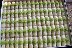 G&uuml;mr&uuml;k kapandı baklavanın tadı ka&ccedil;tı