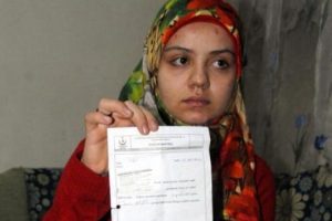 Suriyeli &ccedil;iftin hastanede bebekleri karıştı