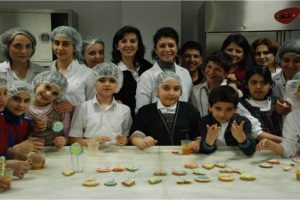 Feriha Uyar Kız Teknik Lisesi'nden &ouml;rnek &ccedil;evre bilinci
