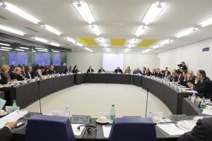 T&uuml;rkiye-AB Parlamento Komisyonu'nda tartışma