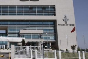 CHP Anayasa Mahkemesi'ne başvuruyor