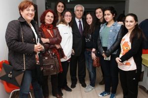 Bozbey &ouml;ğrenci yurtlarını ziyaret etti