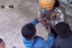 Suriyeli &ccedil;ocuktan insanlık dersi