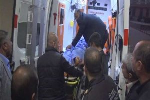 İki aile arasında &ccedil;ocuk kavgası: 7 yaralı