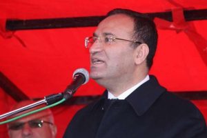 17 Aralık tahliyelerini değerlendirdi