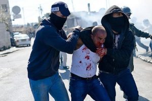 Cuma namazını Mescid-i Aksa'da kıldırmadılar