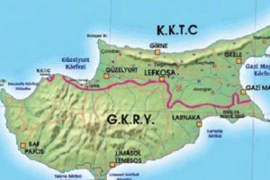 G&uuml;ney Kıbrıs'ta Bakanlar Kurulu istifa etti