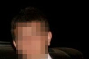 AK Parti aracına saldıran zanlı yakalandı!