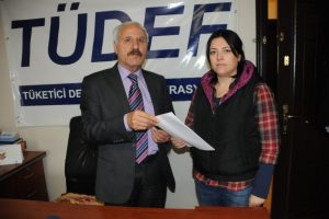Bursa'da eşi &ouml;len kadına &uuml;&ccedil; bankadan bor&ccedil; şoku!