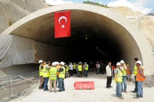 T&uuml;rkiye'nin en uzun t&uuml;neli yarın a&ccedil;ılacak!