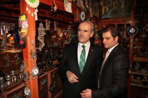 "Sahiller turizmle, k&ouml;yler zeytincilikle kalkınacak"