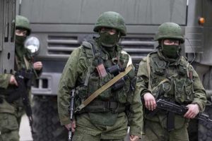 Rus askerleri, Ukrayna askerlerini kuşattı