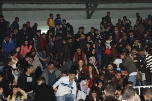 Halk oyunları yarışmasında olay &ccedil;ıktı