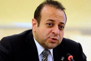 '&Ccedil;ıkarın c&uuml;bbelerinizi siyasete girin'