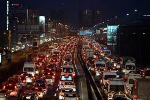 İstanbul'un trafik &ccedil;ilesi biter mi?