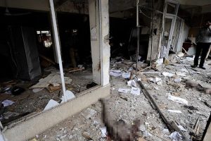 Pakistan'da adliyeye intihar saldırısı