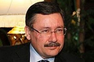 G&ouml;k&ccedil;ek elindeki son anketi a&ccedil;ıkladı