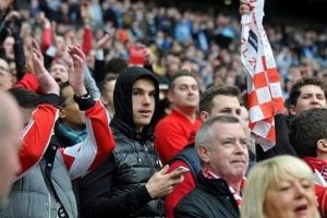 Liverpool'un yıldızı Sunderland trib&uuml;n&uuml;nde