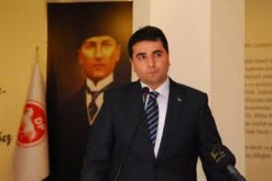 Uysal: Yarınlarından emin olunmayan bir d&ouml;nem yaşanıyor