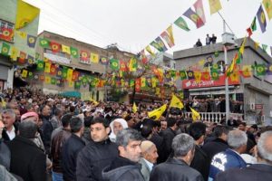 Mardin'de aşiret BDP'ye ge&ccedil;ti
