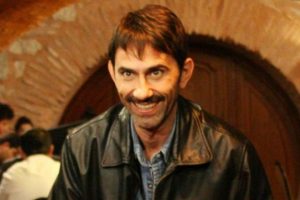 Peker A&ccedil;ıkalın kalp krizi ge&ccedil;irdi