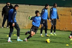 K.Karab&uuml;kspor Bursaspor ma&ccedil;ının startını verdi