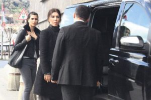 Meraklı vatandaşlar &ccedil;ileden &ccedil;ıkardı