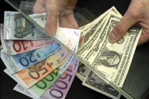 Serbest piyasada d&ouml;viz a&ccedil;ılışı