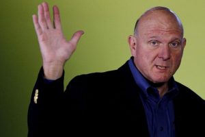Steve Ballmer'ı Nokia ısrarı bitirdi