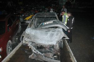 Bursa'da LPG'li otomobil alev alev yandı