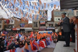 "Fotomontajlarla bizi farklı g&ouml;stermeye &ccedil;alışıyorlar"