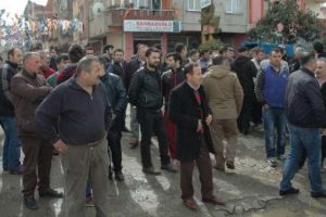 HDP &uuml;yelerine saldırı