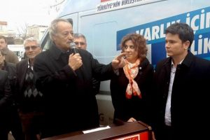 Erkan Aydın 3 mahallede se&ccedil;im ofisi a&ccedil;tı