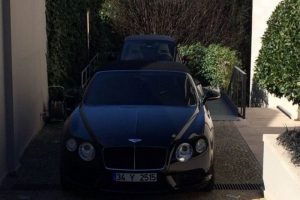 Cem Yılmaz'ın garajının yeni g&ouml;zdesi