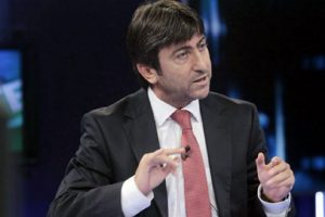 Dilmen a&ccedil;ıkladı! G.Saray nasıl şampiyon olur?