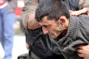 Uyuşturucu sattığını itiraf etti