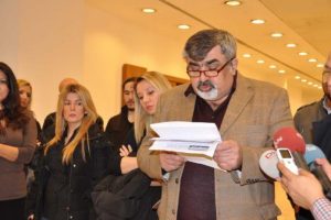 Havayolu &ccedil;alışanları haklarını arıyor