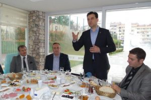 Nil&uuml;fer'in bekleyen sorunlarını &ccedil;&ouml;zeceğiz
