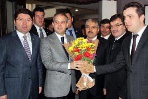 "Bizim yurtlarımıza gelebilirler"