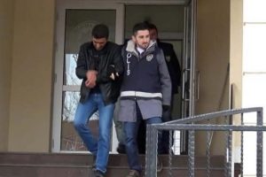 &Ouml;nce takip ettiler, sonra &ccedil;aldılar