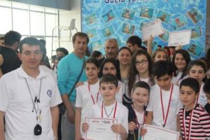 Mansur Yavaş'tan 'korsan afiş' haberine tepki